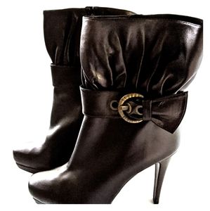 Stuart Weitzman Buckrogers Boots